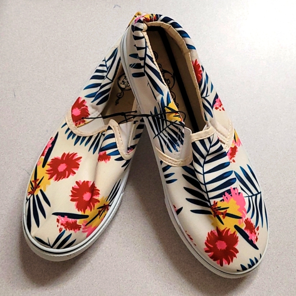 Women's Floral Slip-On Sneakers - Cream with Pink & Yellow Flowers